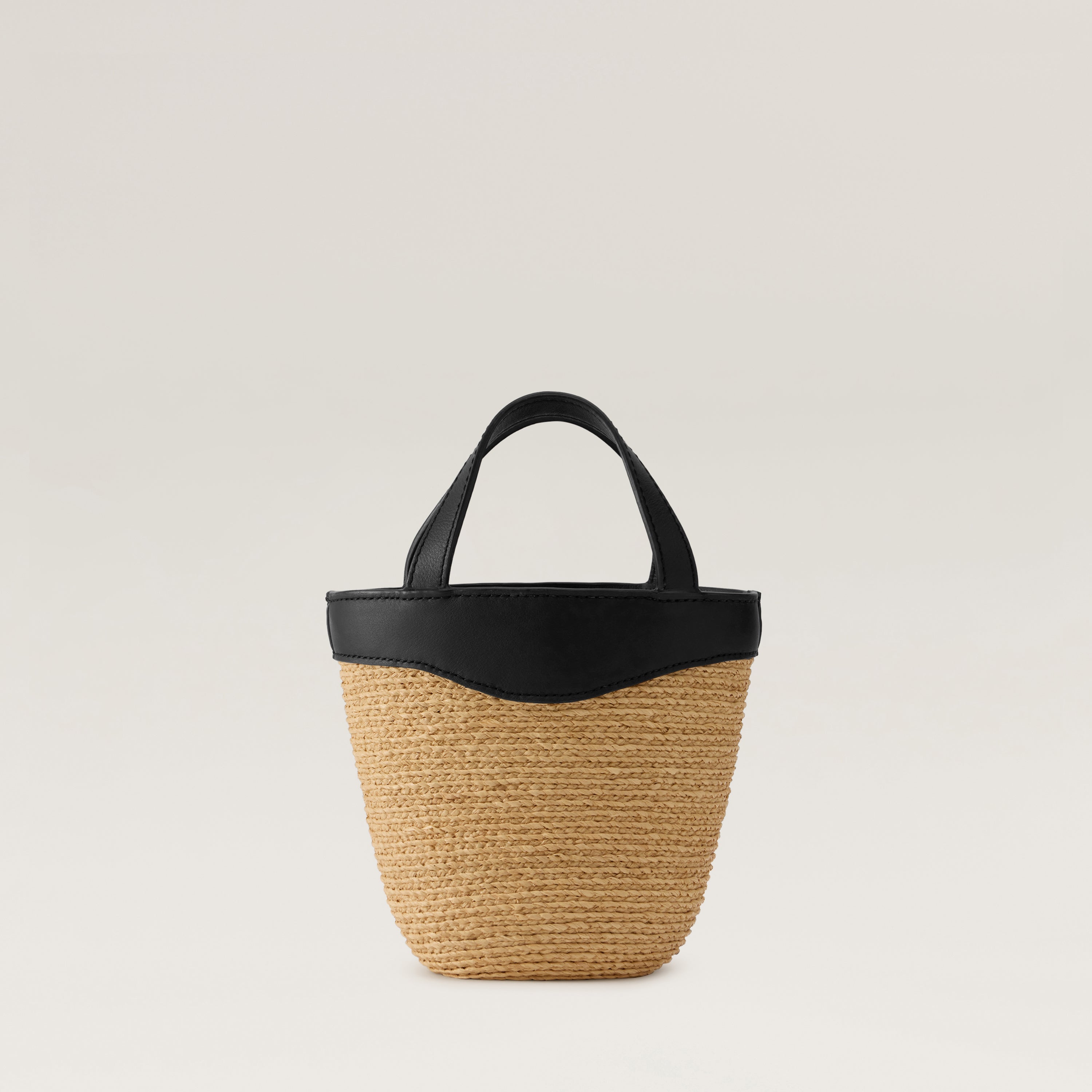 Ama_Raffia_Braid_Basket-