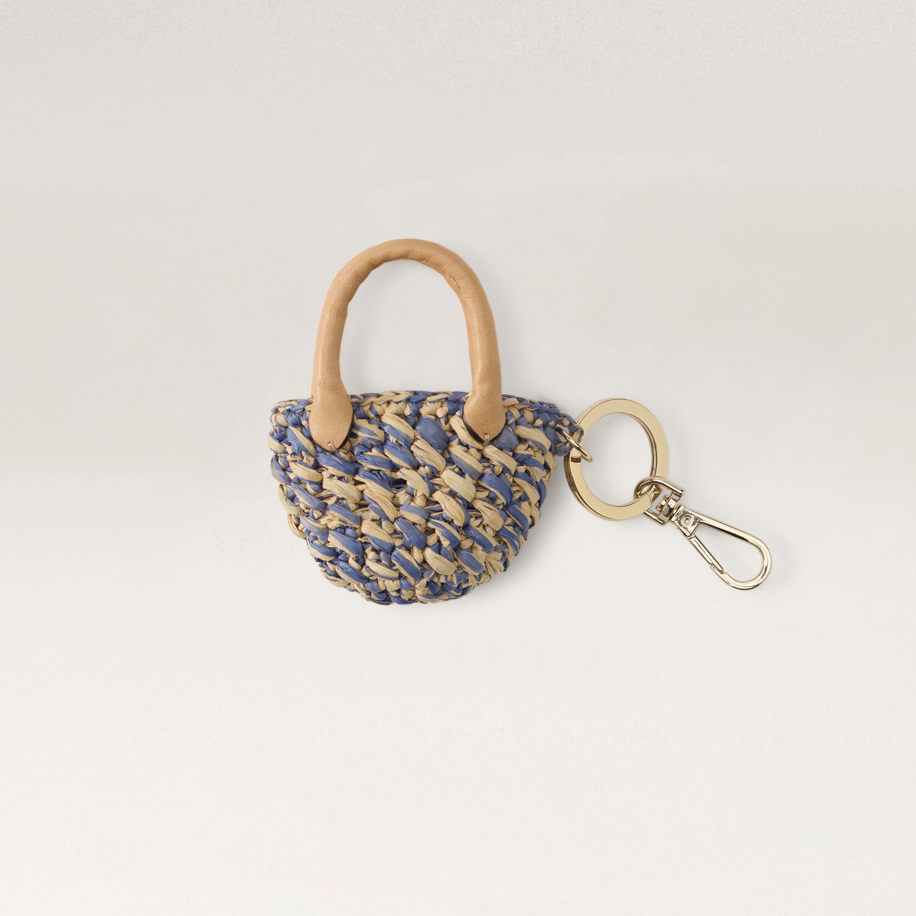 Ampara_Raffia_Crochet_Charm-