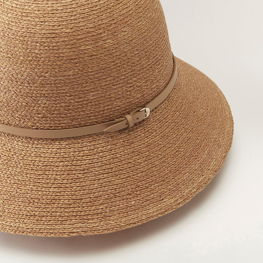 美品☆Helen Kaminski☆ブレイズ☆ナチュラル ヌガー Besa 9 Raffia Braid Cloche - Nougat/Nut - Beige Hat | Helen