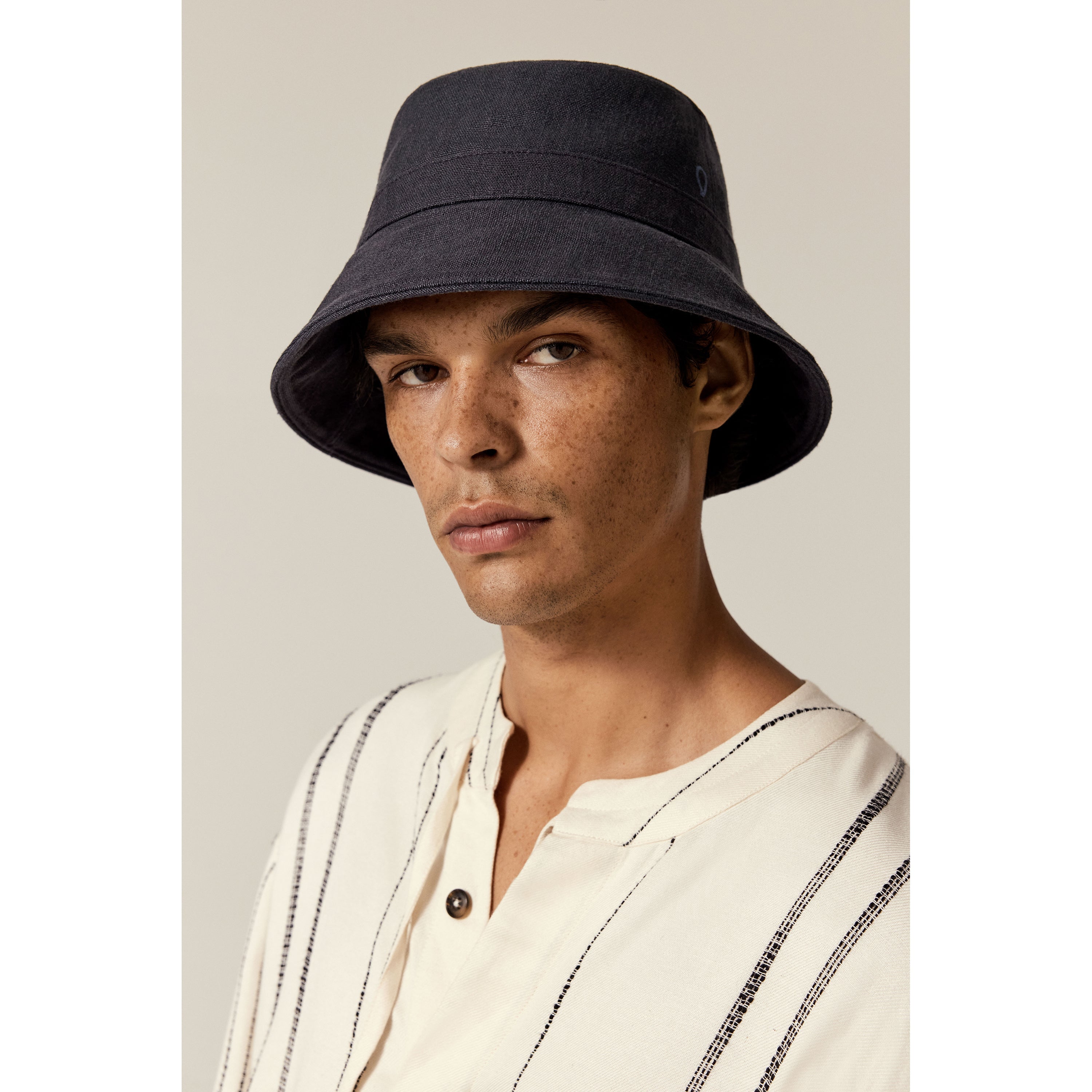 Ezri Hemp Bucket - Navy - Bucket Hat | Helen Kaminski US