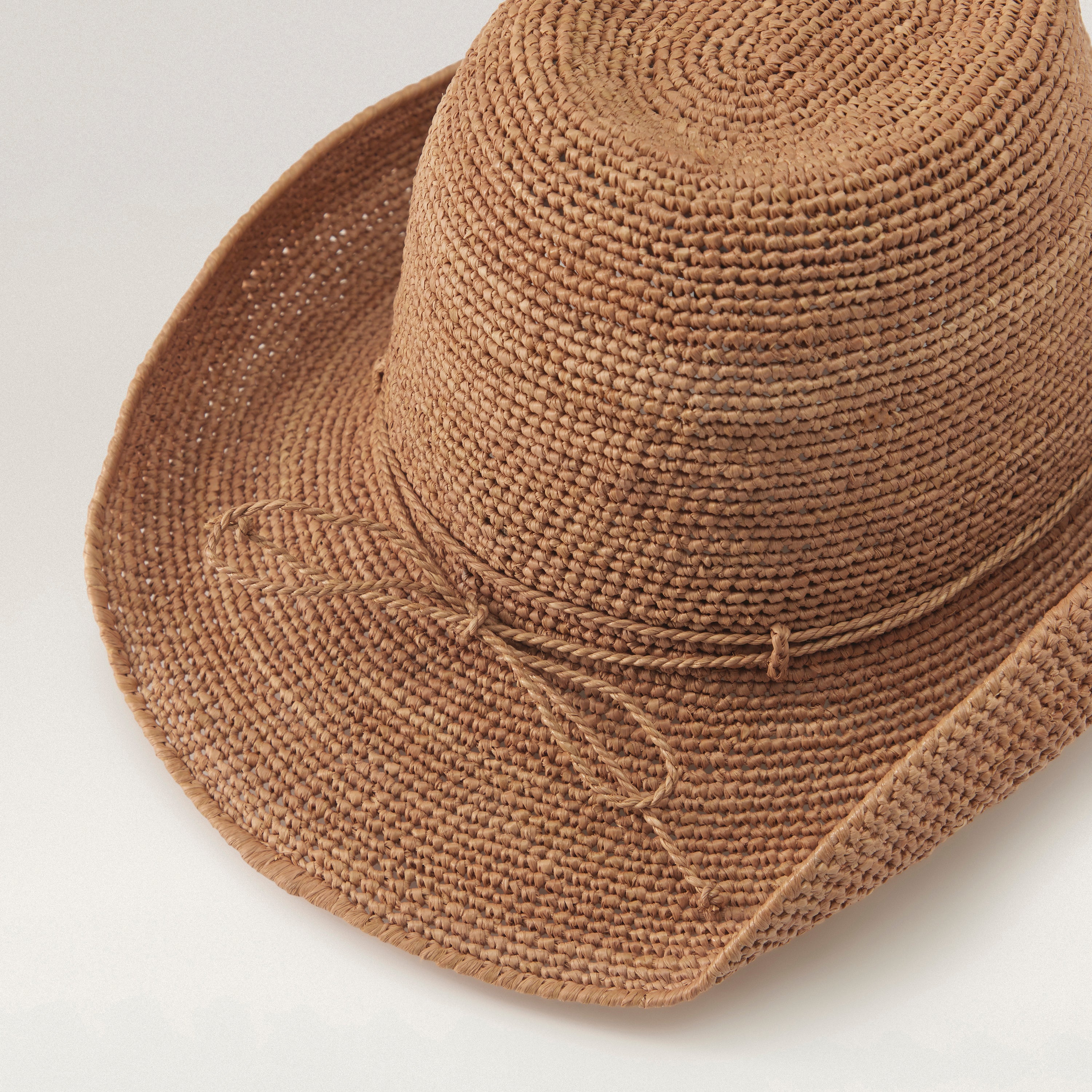 HAT50003_Nougat_4.jpg?v=1718670248