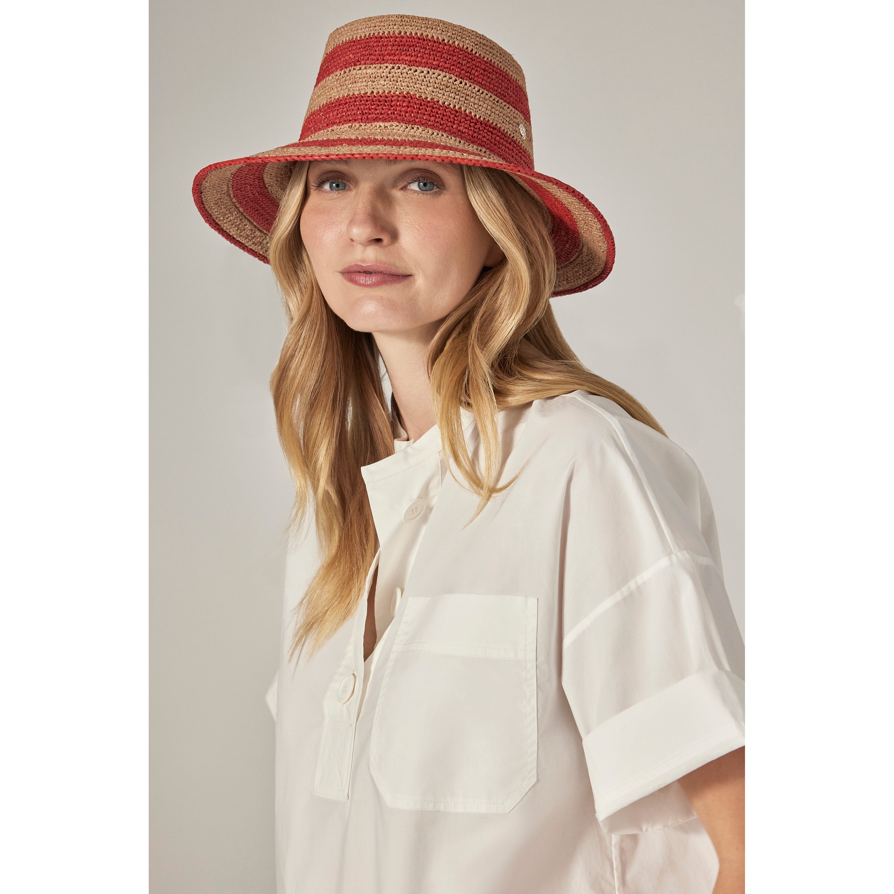 Tama Bucket Medium Brim Nougat/Tropical - Helen Kaminski US
