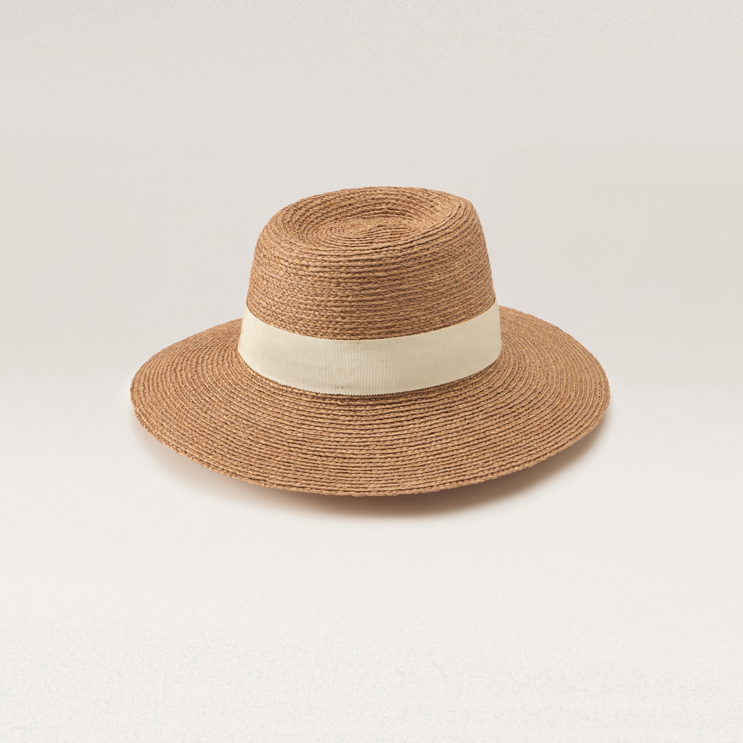 Jenna Flat Brim Fedora Nougat/Cream - Helen Kaminski US