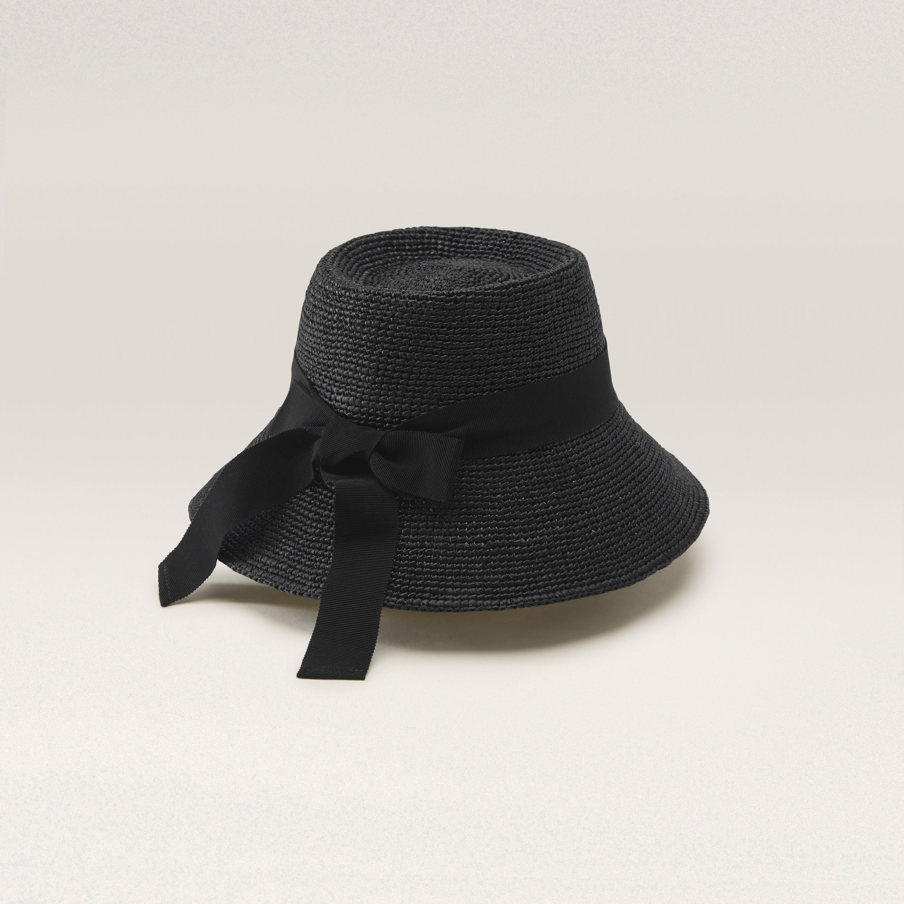 Shop the Clover Medium Brim Porkpie Hat in Charcoal/Black | Helen