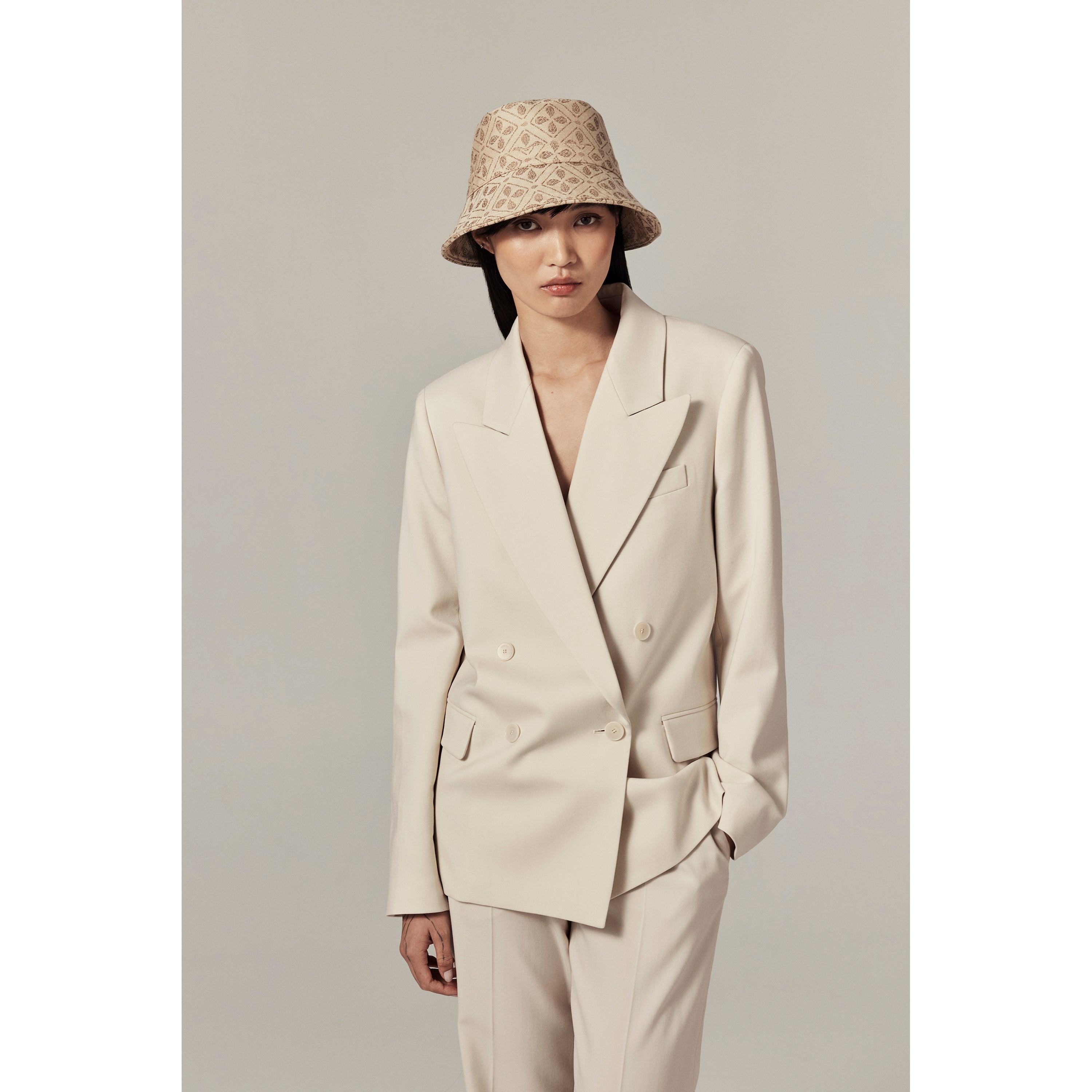 Percy Jacquard Bucket Hat - Jacquard Latte | Helen Kaminski US