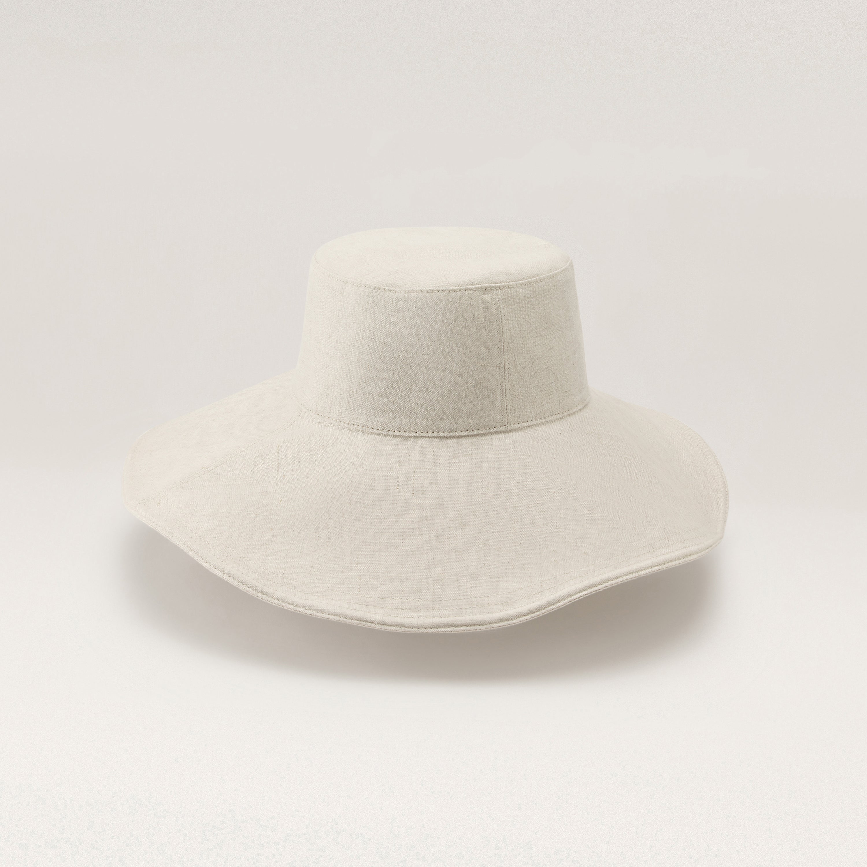 Buy Isha Linen Blend Bucket - Natural - Helen Kaminski