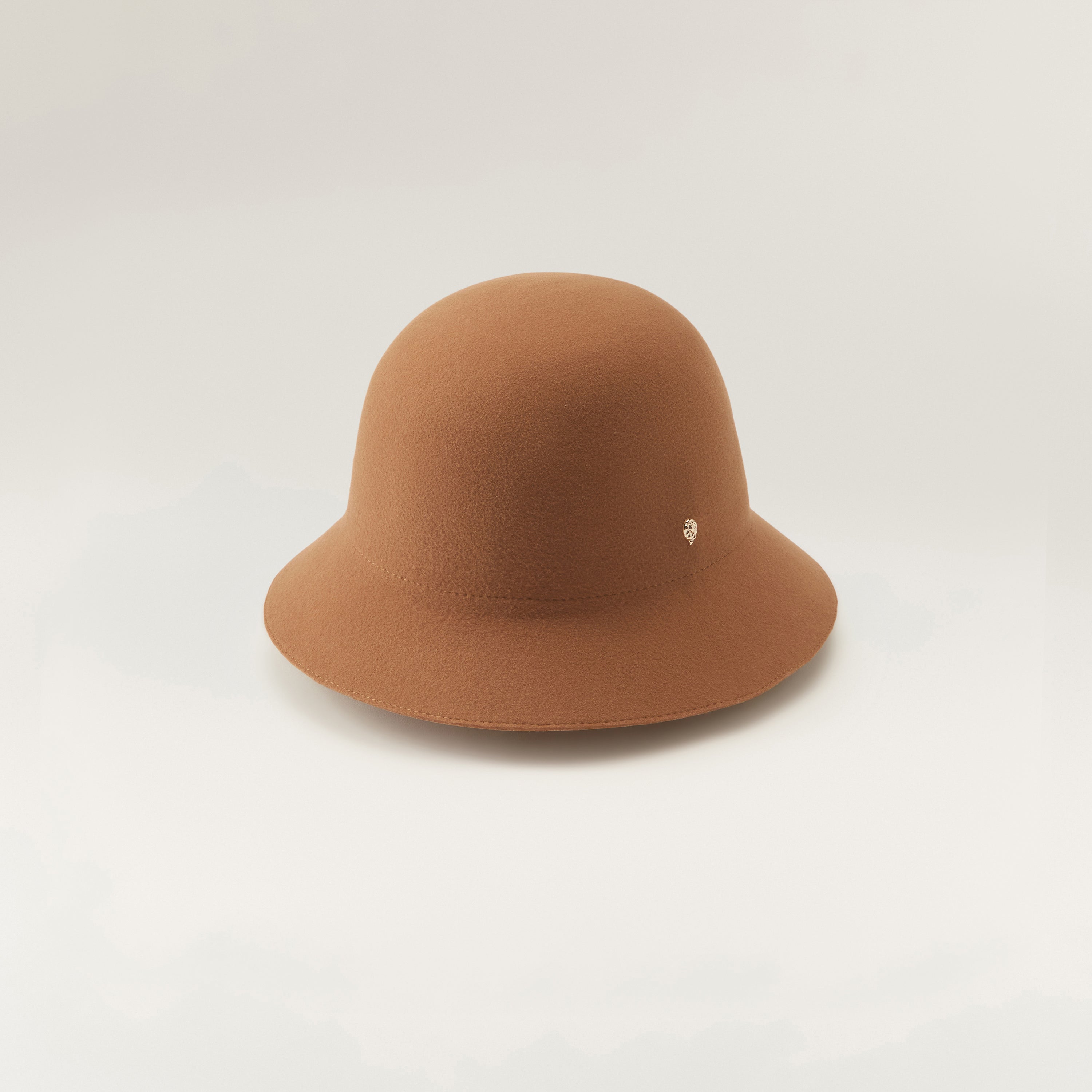 Mariko, Women's Red Felt Cloche Hat