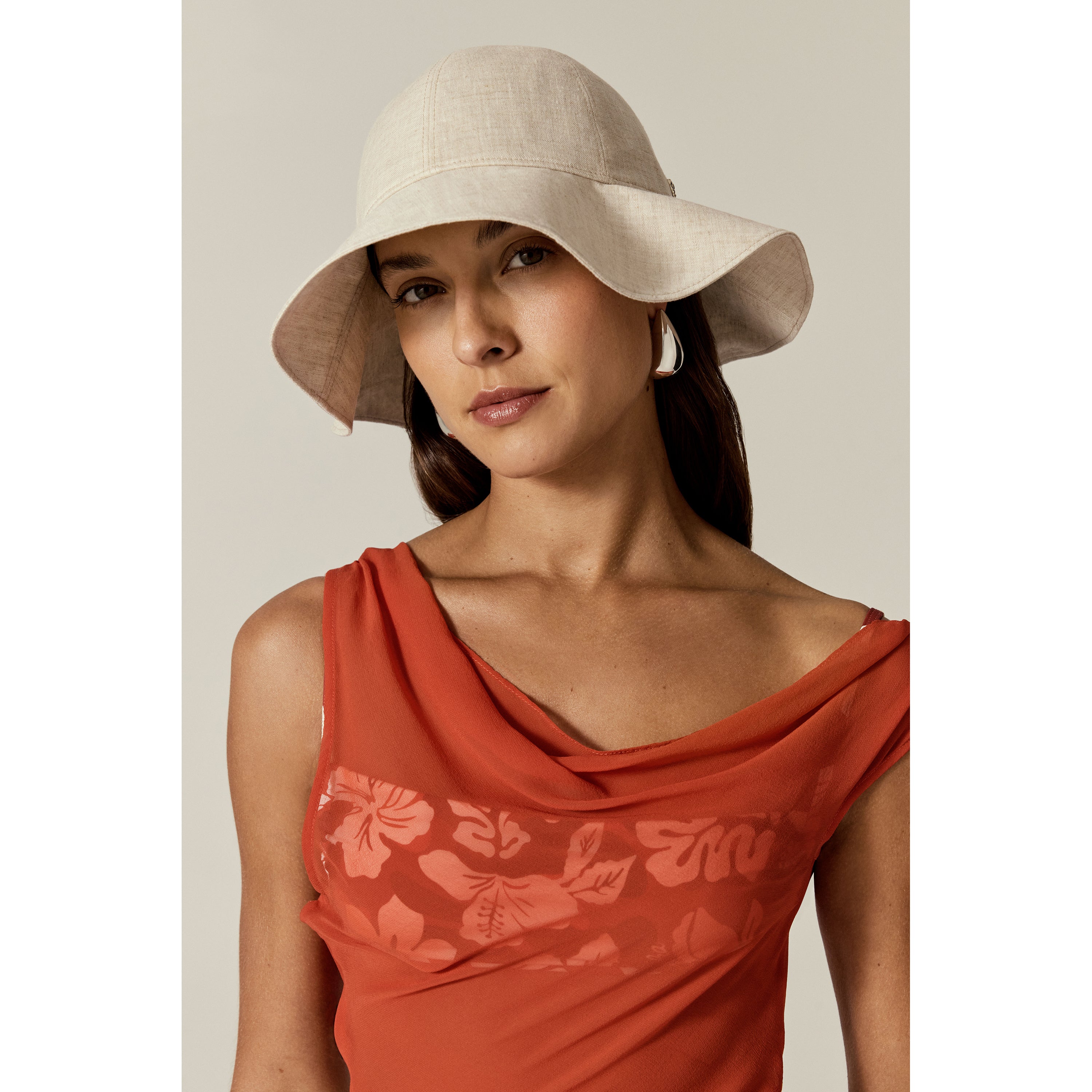 Nikini Linen Hat - Flax - Grey Round Crown Hat | Helen Kaminski US