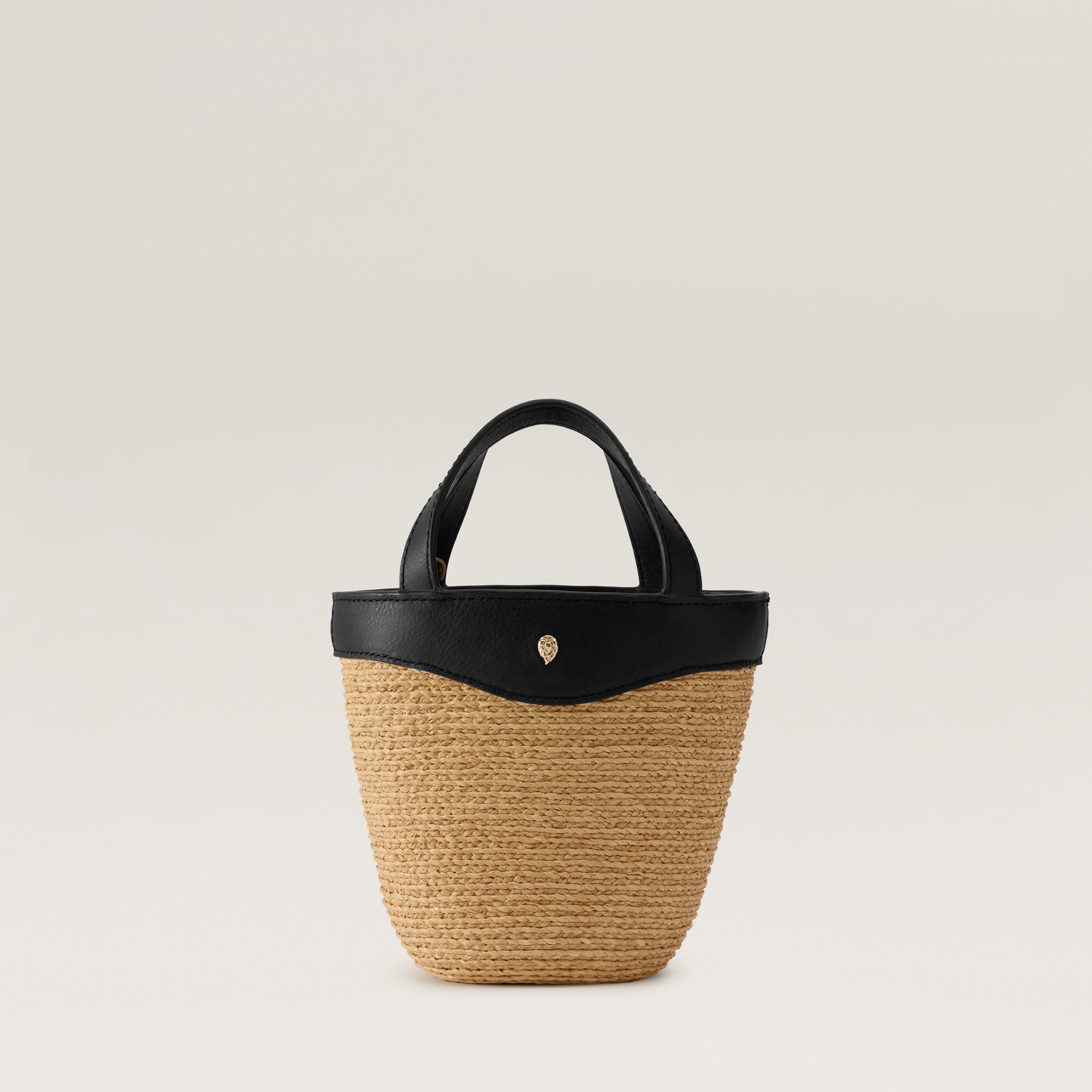 Ama_Raffia_Braid_Basket-