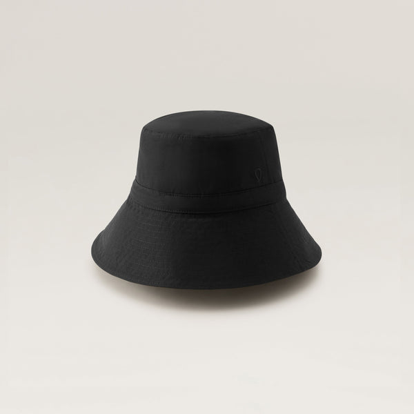 Ashan Packable Bucket - Black - Cloche Hat | Helen Kaminski US