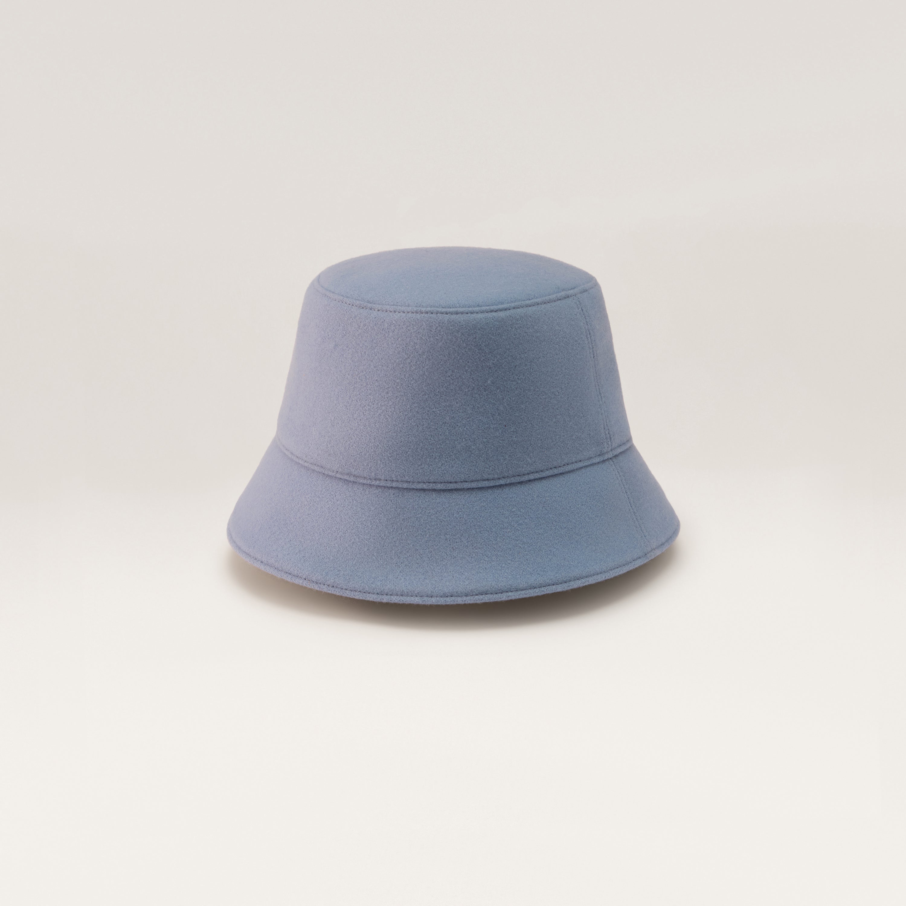 Cyrus Wool Bucket - Washed Lapis | Helen Kaminski US