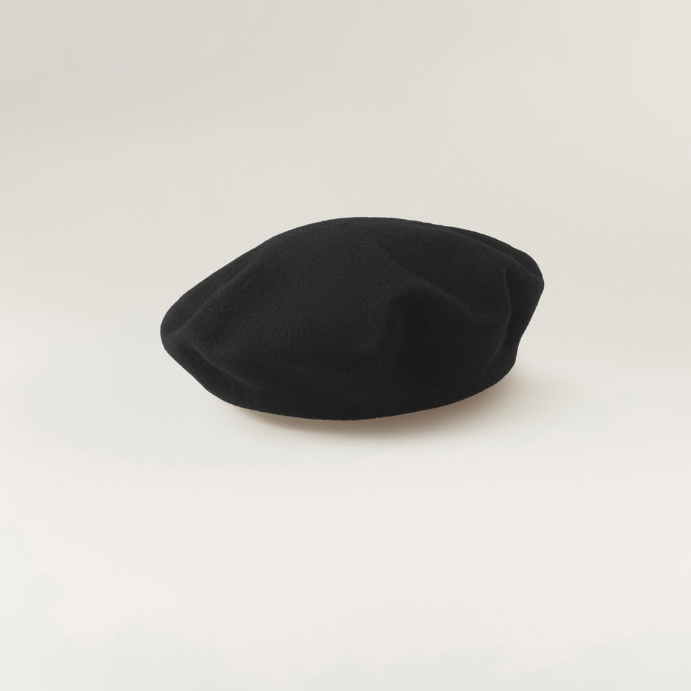 Ali Classic Wool Beret Hat in Black - Helen Kaminski