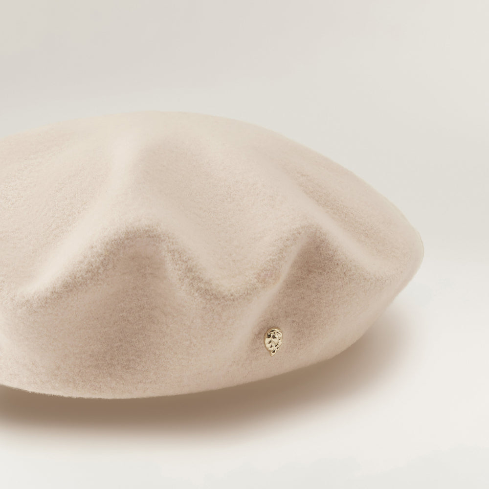 Ali Classic Wool Beret Hat in Cream - Helen Kaminski