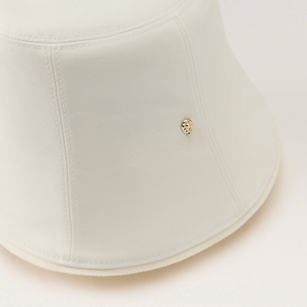 Noa Crown Bucket White - Helen Kaminski US