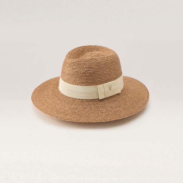 Jenna Flat Brim Fedora Nougat/Cream - Helen Kaminski US