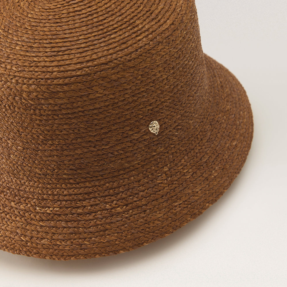 Malia Classic Bucket Natural - Helen Kaminski US