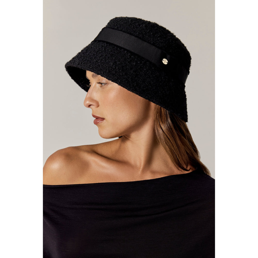 Buy Piper Wool Blend Bucket - Black - Helen Kaminski Buy Piper Wool Blend Bucket - Black - Helen Kaminski