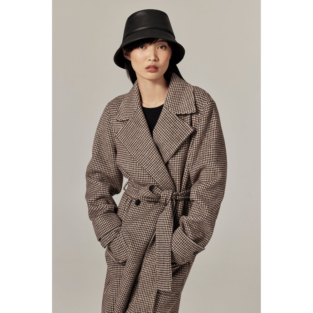 Buy Palmer Leather Bucket - Black - Helen Kaminski