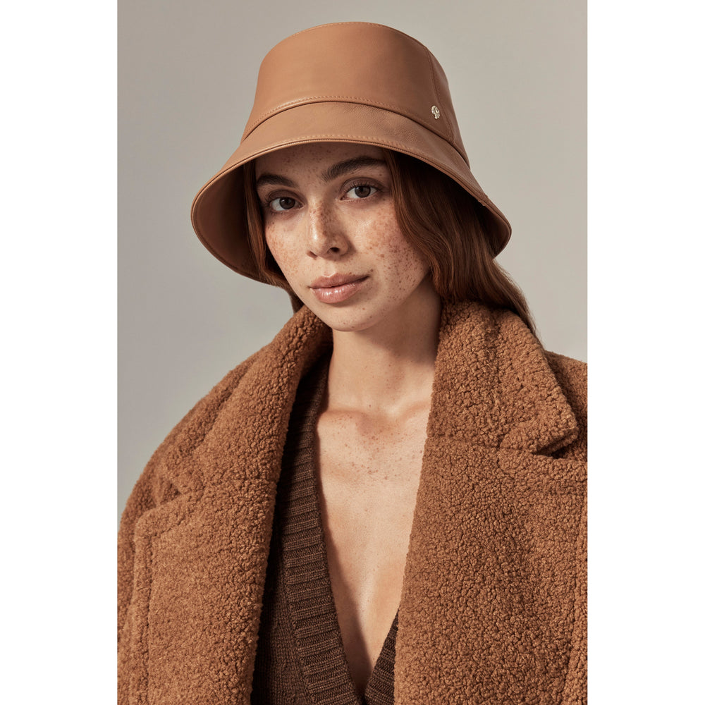 Buy Palmer Leather Bucket - Camel - Helen Kaminski display picture 3
