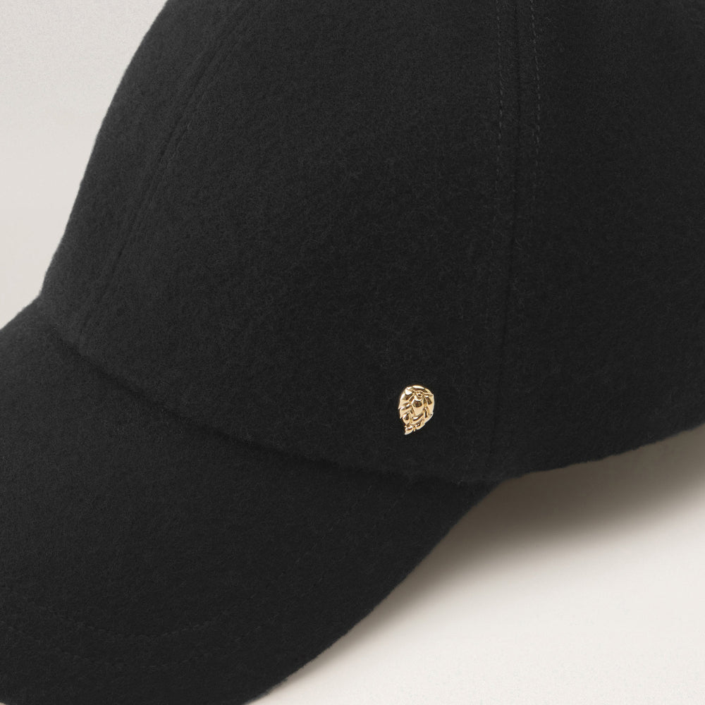 Buy Beckett Wool Cap - Black - Helen Kaminski