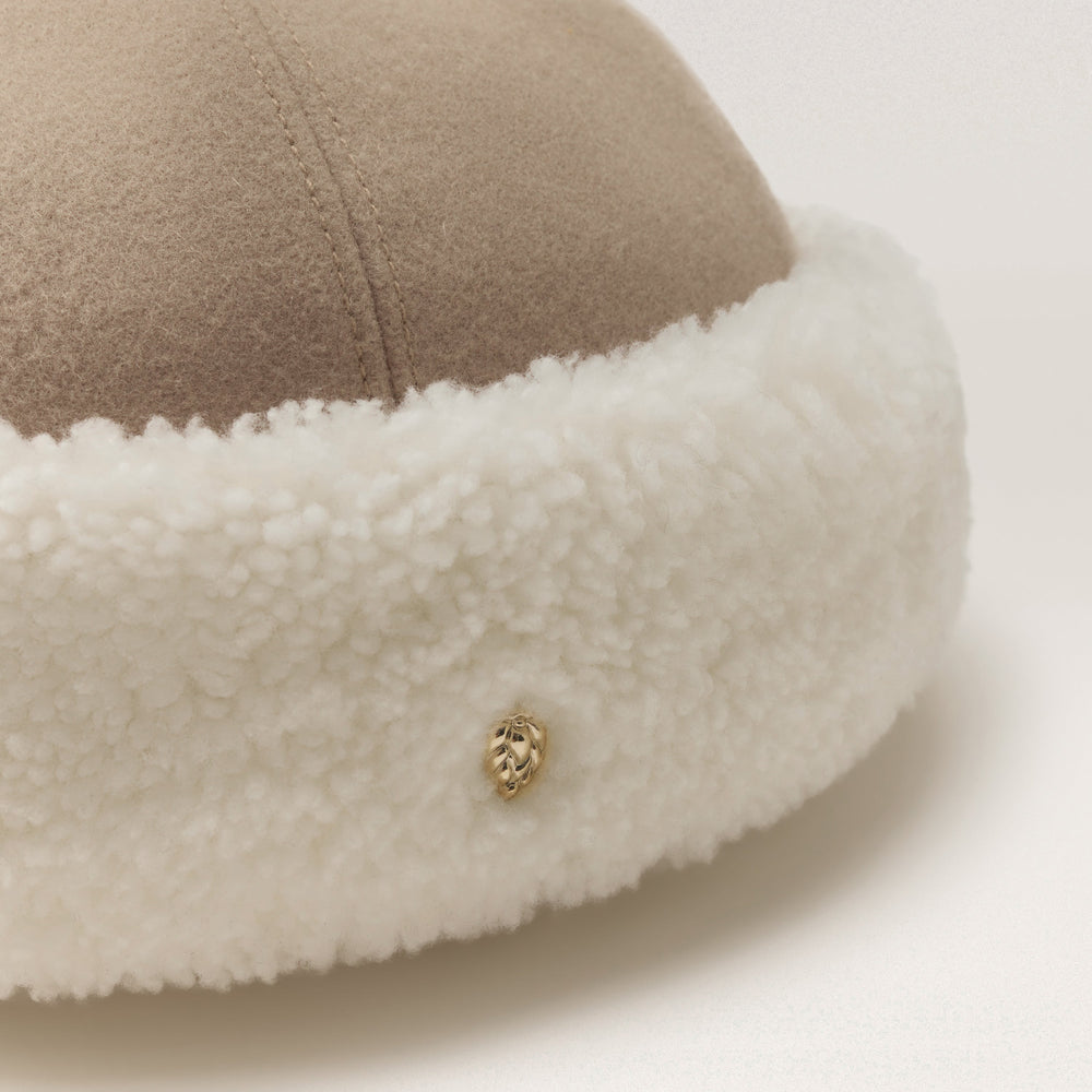 Buy Nika Shearling Beanie - Mushroom - Helen Kaminski