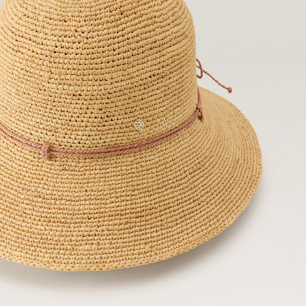 Villa 9 Raffia Crochet Cloche Hat - Natural/Petal | Helen Kaminski US