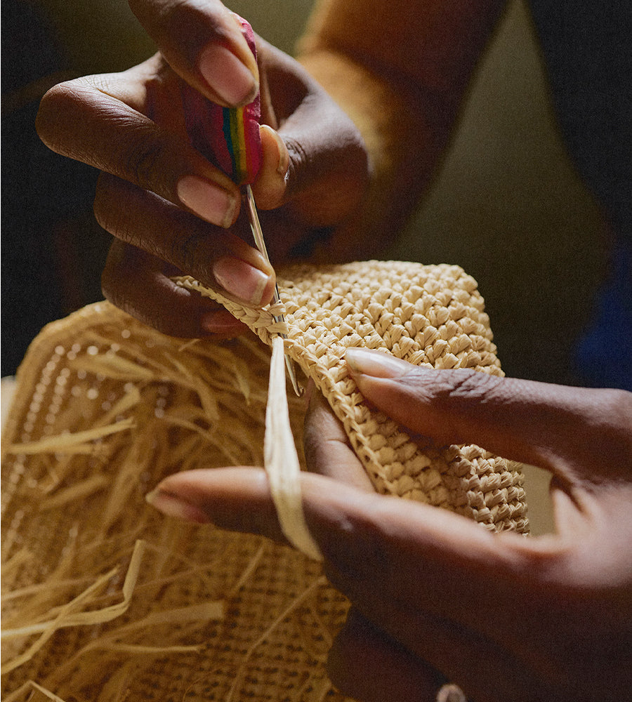 Api Rafiea What is Raffia, and What Is Raffia Made From? - Helen Kaminski