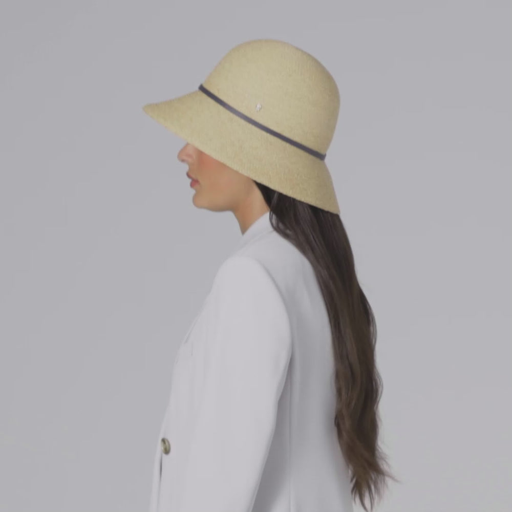Besa 9 Cloche Hat Natural/Indigo - Helen Kaminski US