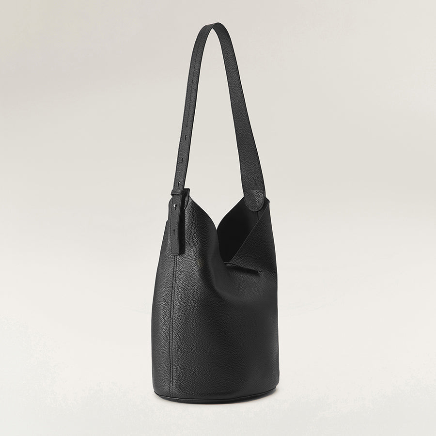 Carilla Reve, Black Leather Shoulder Bag